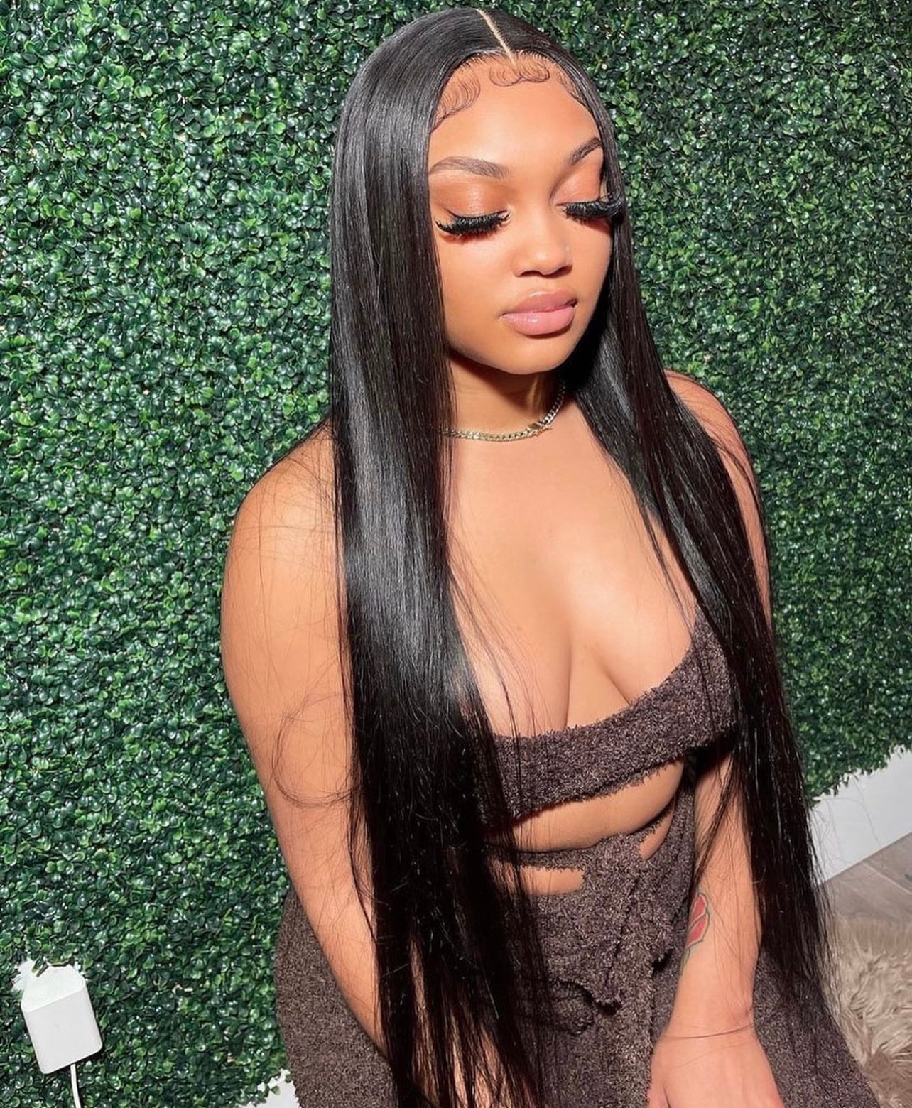 1B 13X6 HD Straight Wigs